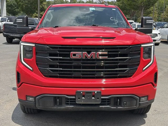 Used 2022 Red GMC Elevation image 15