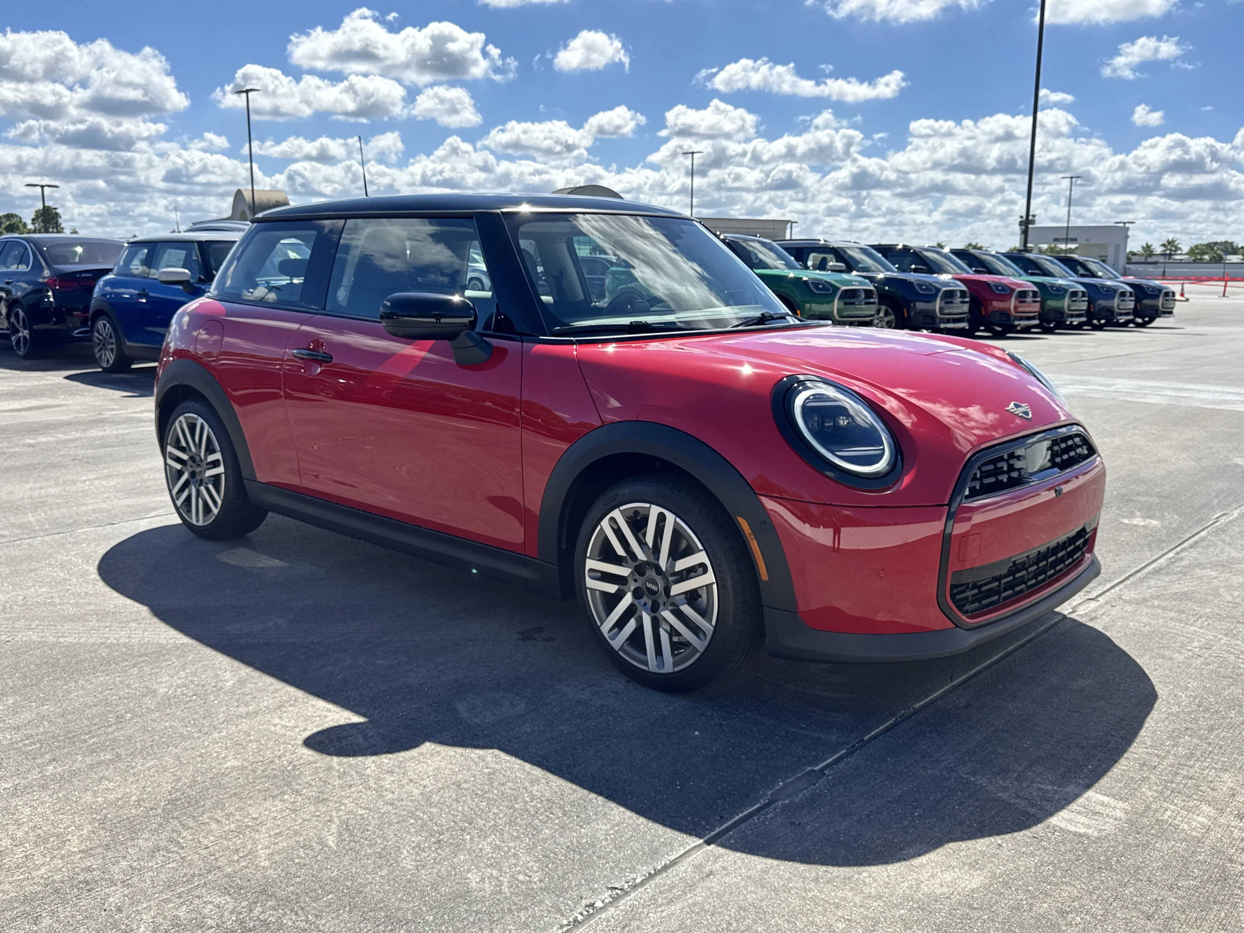 2026 MINI Hardtop's photo