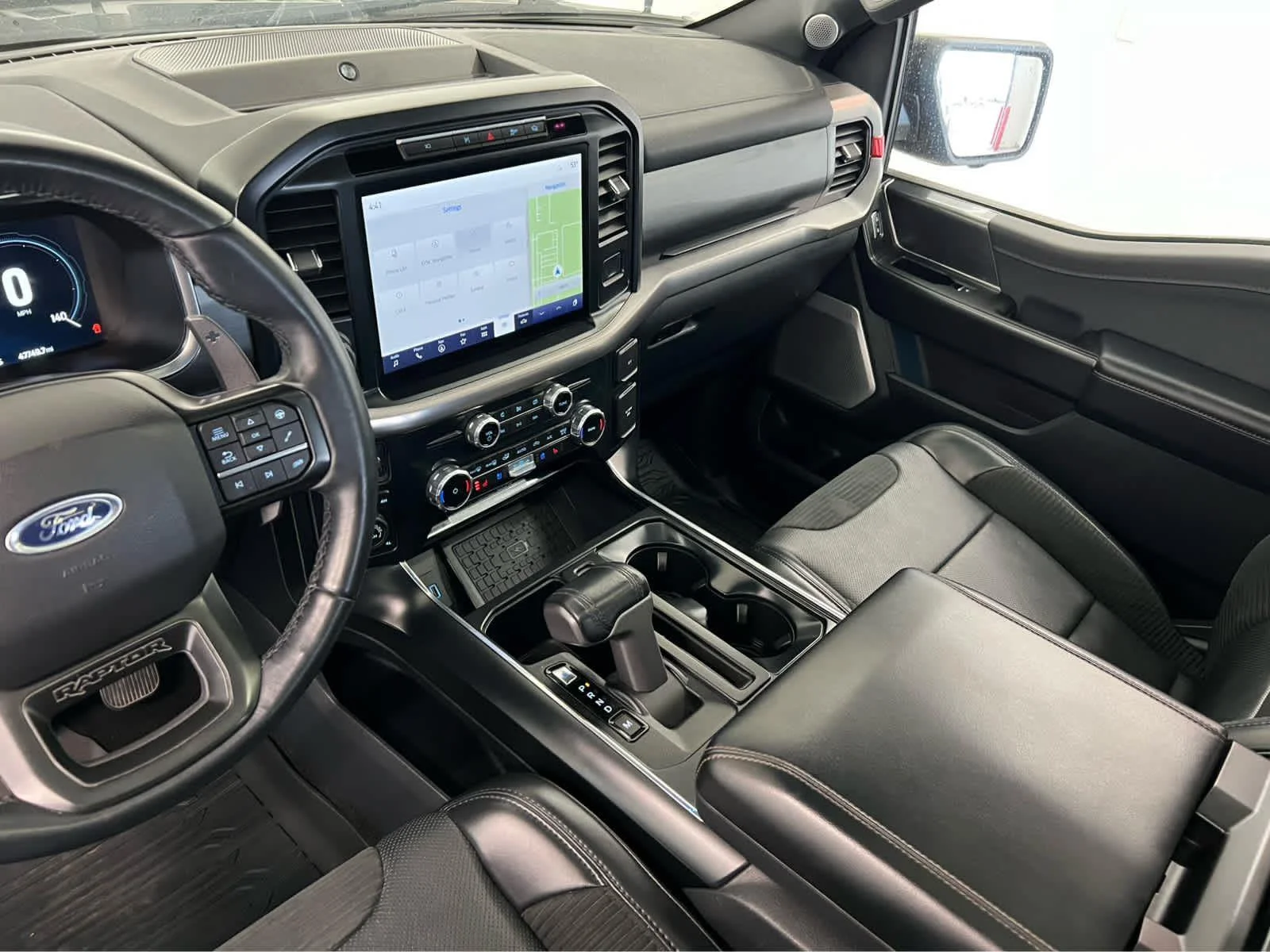 2023 Ford F-150 Raptor - Photo 21