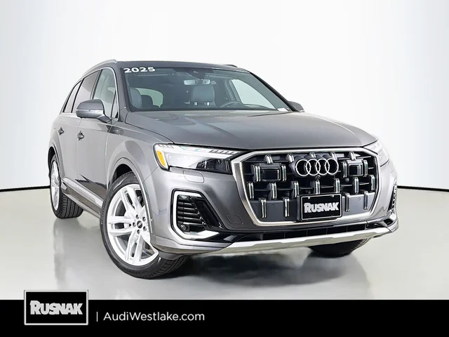2025 Audi Q7 55 Prestige