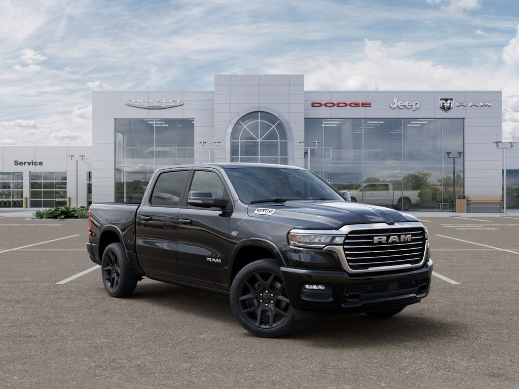 New 2026 Diamond Black Crystal Pearl-Coat Exterior Paint RAM Laramie image 5