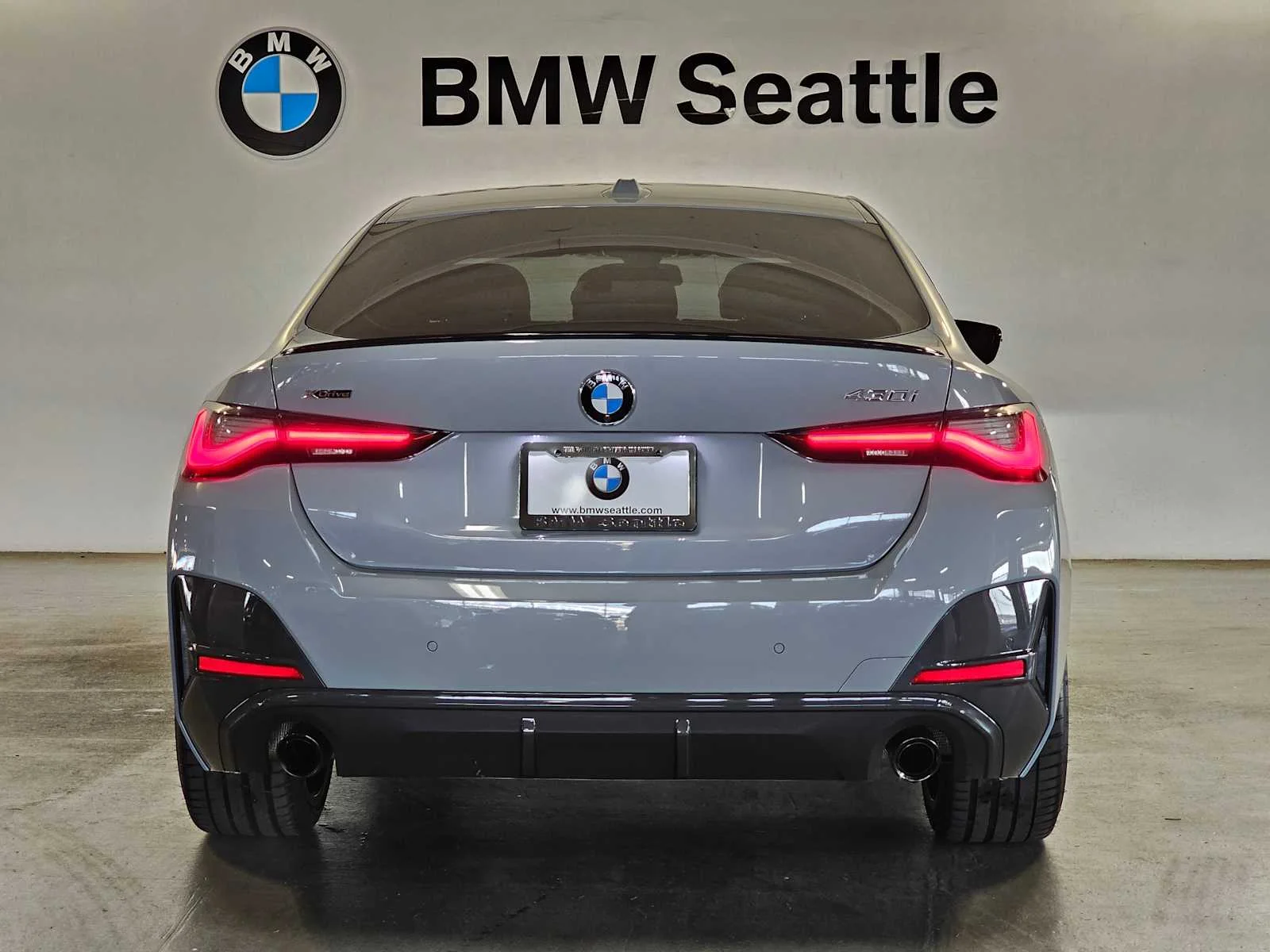 Used 2024 Brooklyn Grey Metallic BMW xDrive image 5