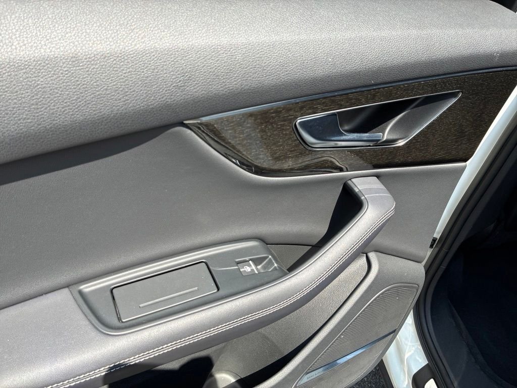 Used 2025 White Audi 55 Premium Plus image 58