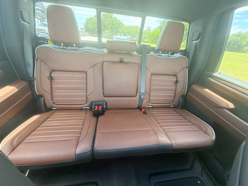 New 2026 Glacier White Tricoat GMC Denali Ultimate image 15