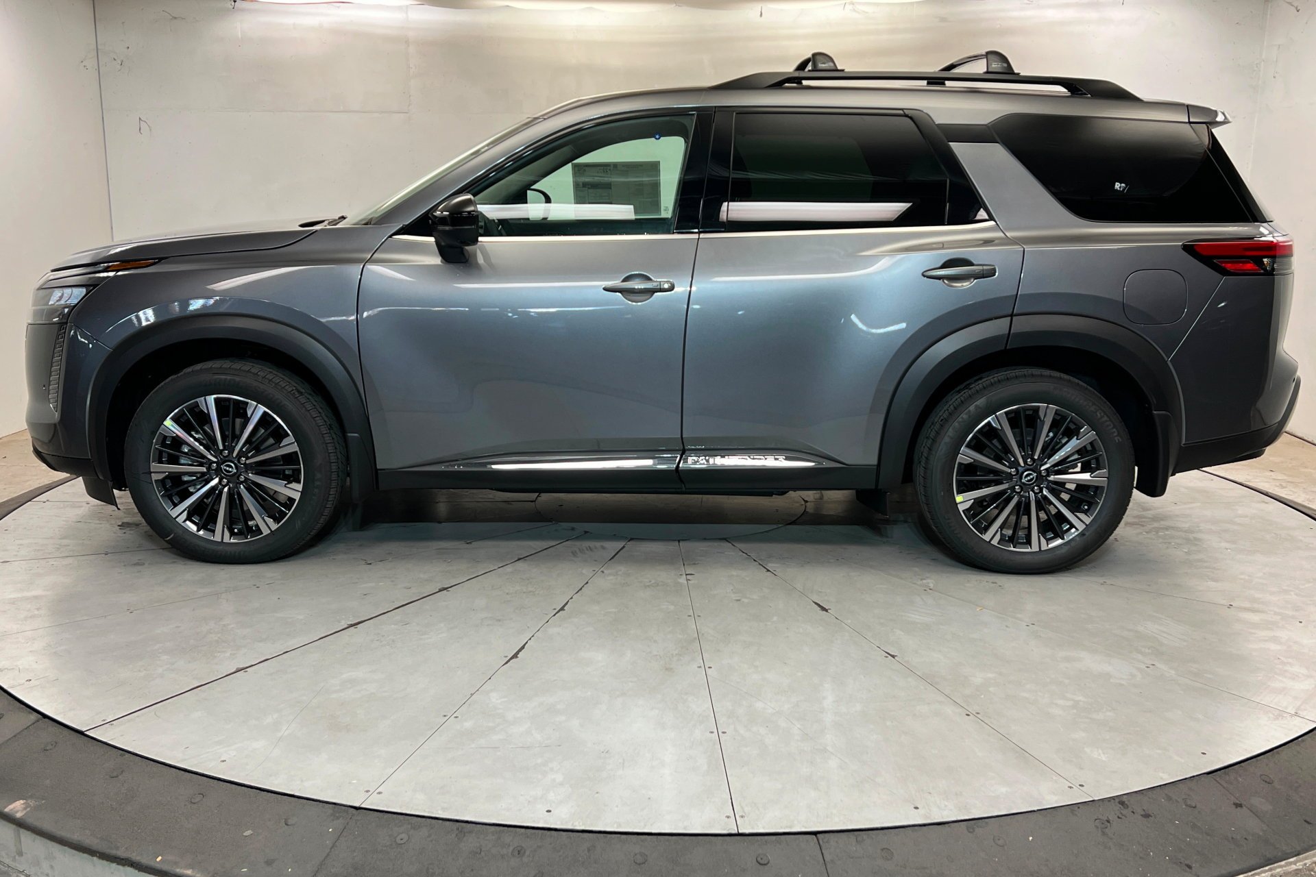 New 2026 Gun Metallic Nissan Platinum image 2