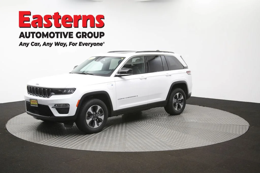 Used 2024 White Jeep 4xe image 60
