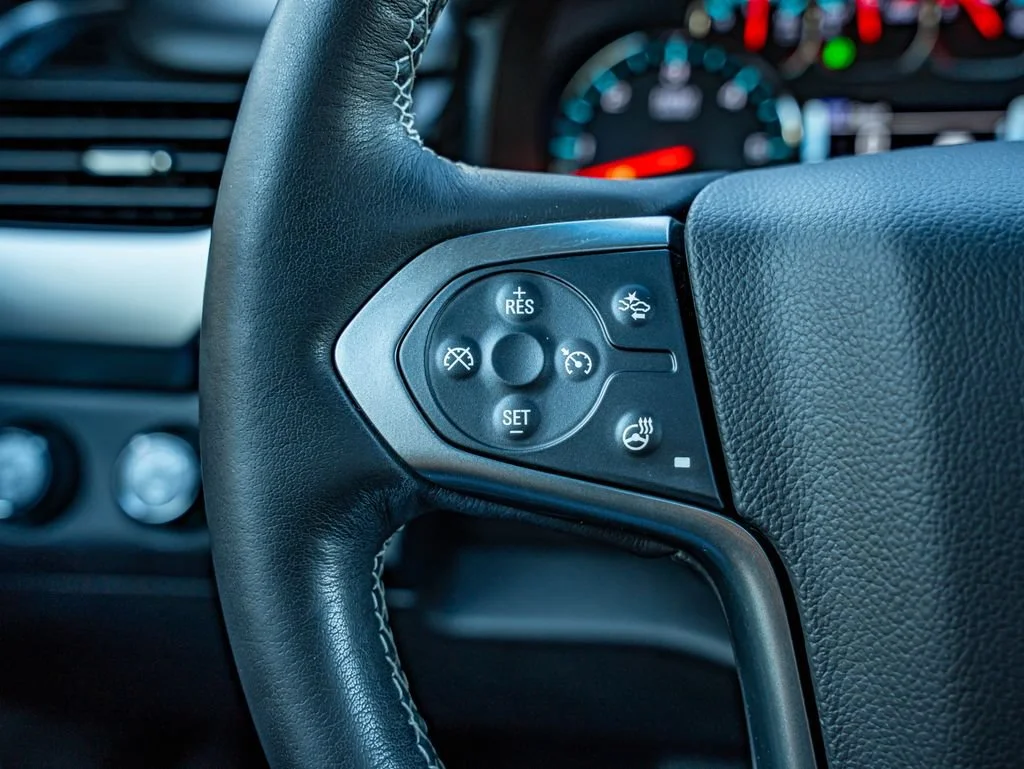 Used 2019 Shadow Gray Metallic Chevrolet Premier image 20