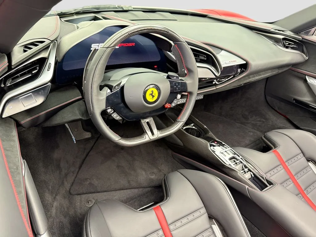 2024 Ferrari SF90 Base - Photo 18