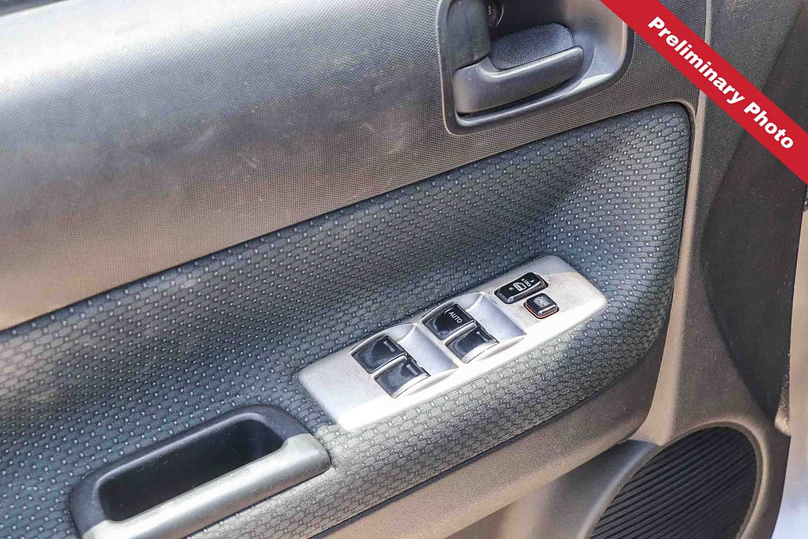 Used 2006 Thunder Cloud Metallic Scion  image 18