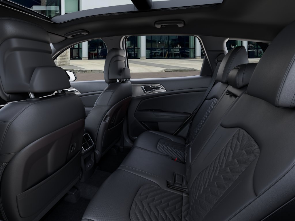 New 2027 Snow White Pearl Kia X-Line image 18