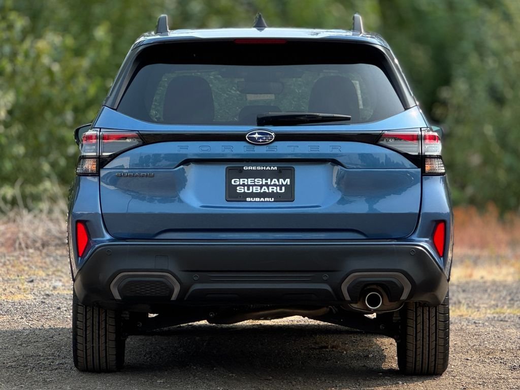 Used 2025 Horizon Blue Pearl Subaru Limited image 6