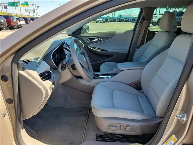Used 2025 Beige Chevrolet 1LT image 12