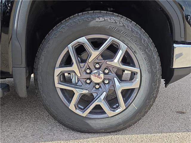 New 2026 Onyx Black GMC SLT image 7