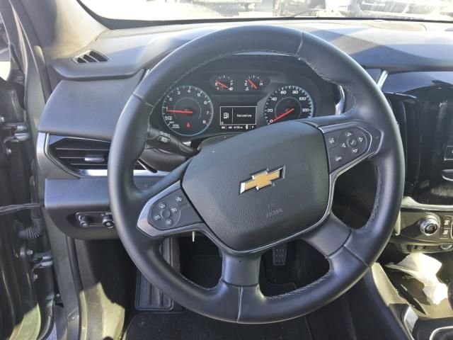 Used 2023 Silver Sage Metallic Chevrolet LT Cloth image 3