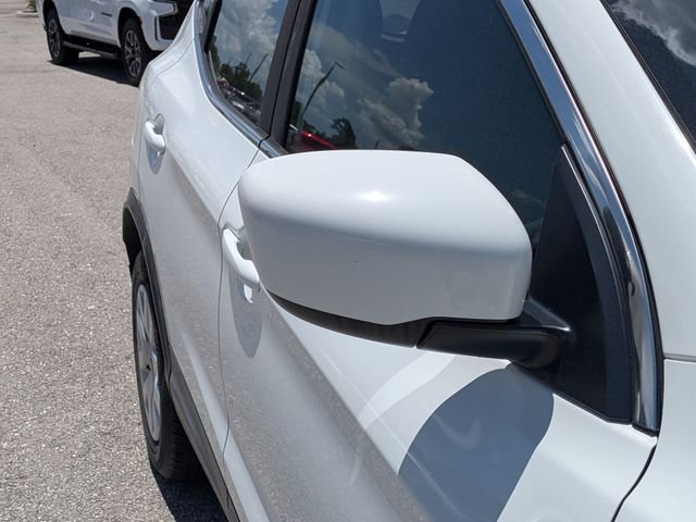 Used 2018 White Nissan S image 12