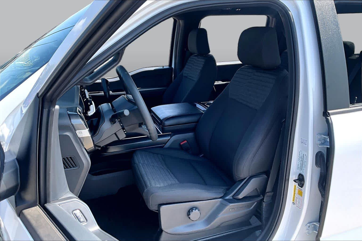 Pre-Owned 2023 Ford F-150 XL