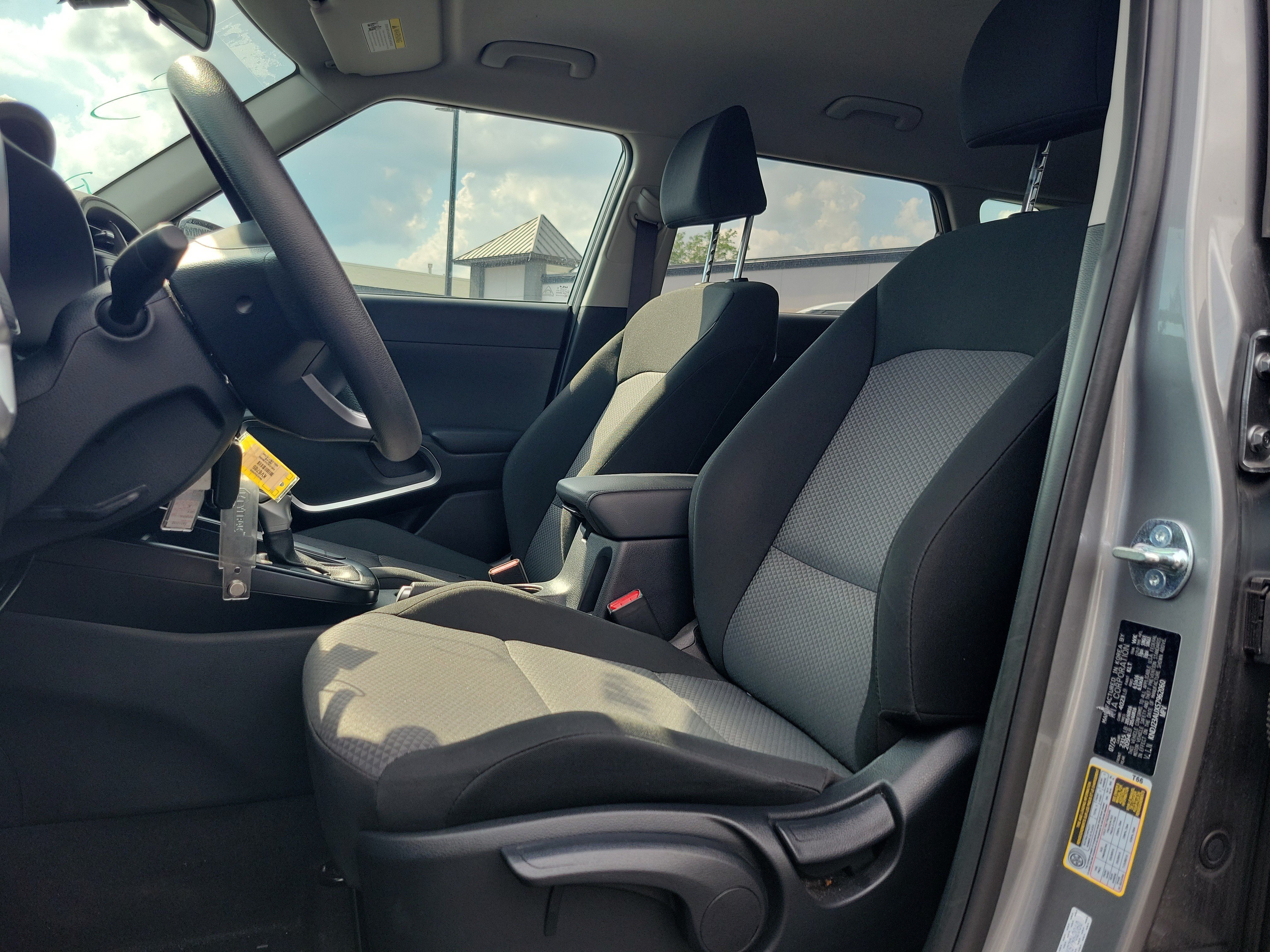 Used 2025 Gray Kia  image 17