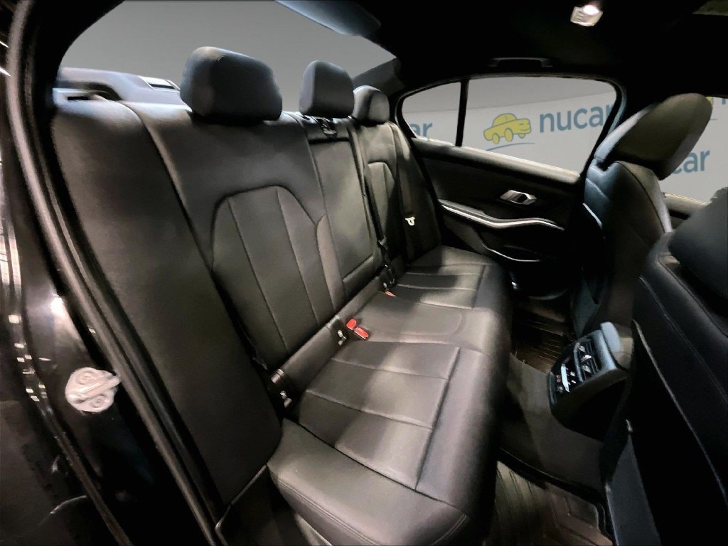 Used 2019 Black BMW 330i xDrive image 16
