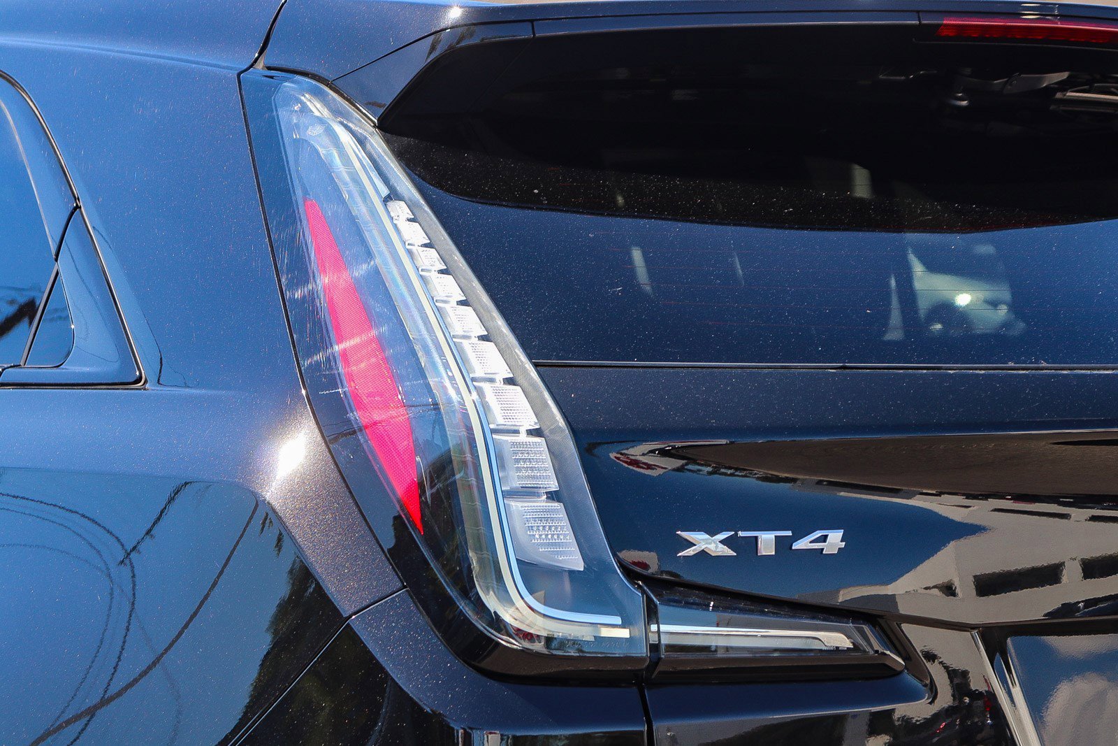 2024 Cadillac XT4 Sport - Photo 11