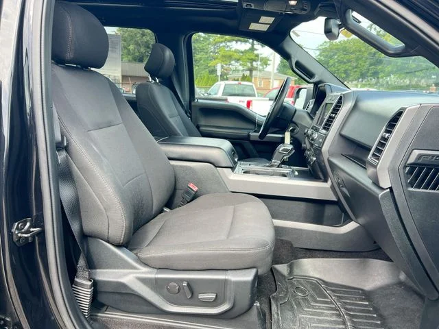 Used 2019 Black Ford XLT image 28