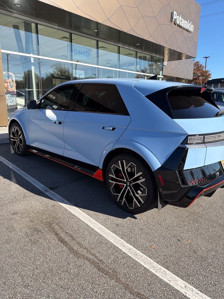 Used 2025 Performance Blue Matte Hyundai Base image 5