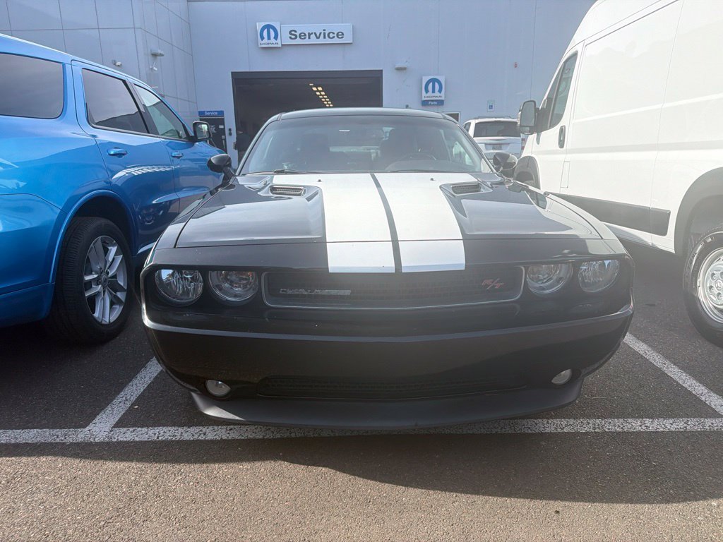 Used 2014 Black Clearcoat Dodge R/T image 2