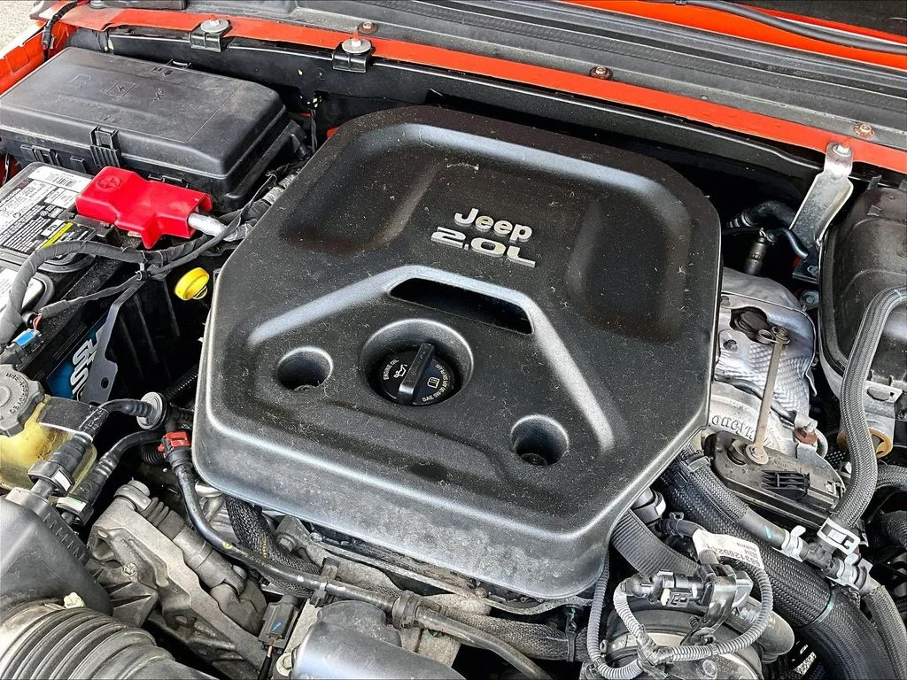 Used 2018 Orange Jeep Unlimited Sahara image 33