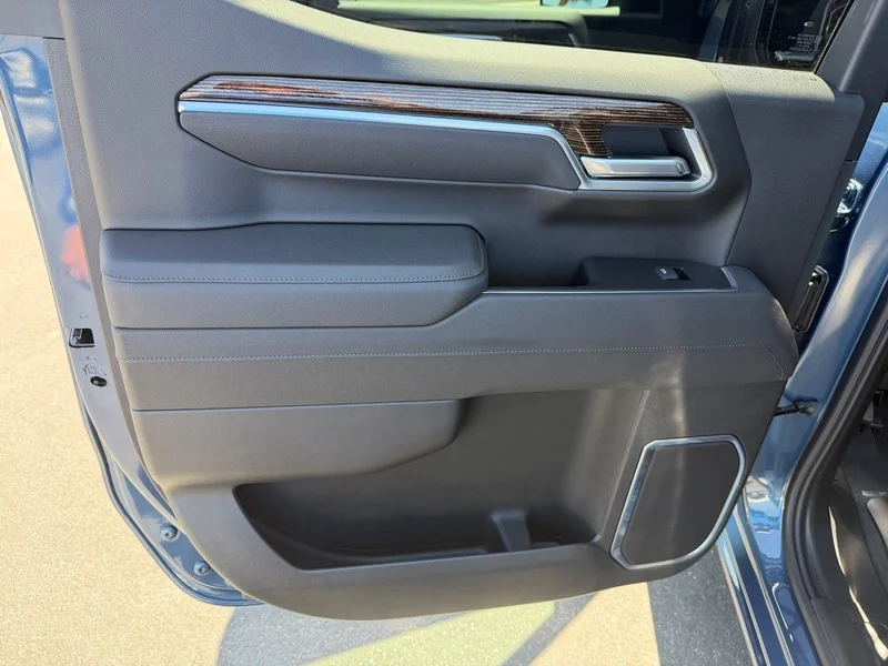 New 2026 Downpour Metallic GMC Elevation image 21