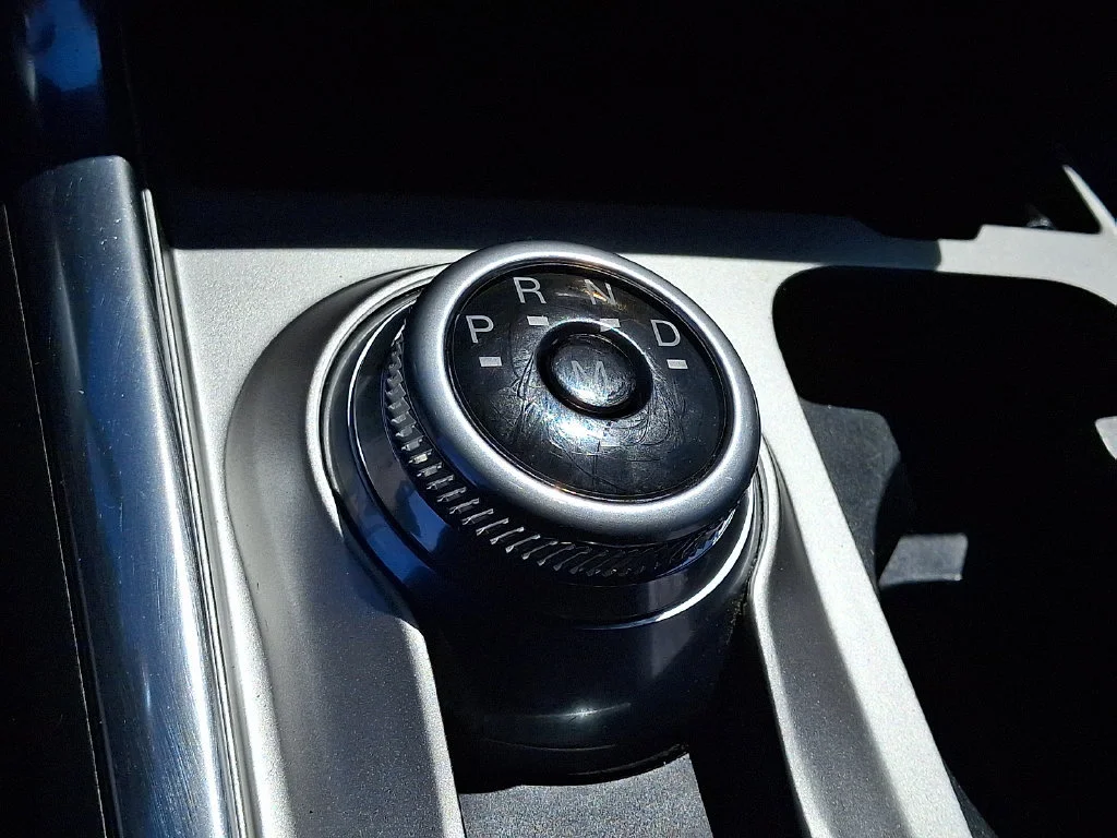 Used 2020 Black Ford Limited image 22