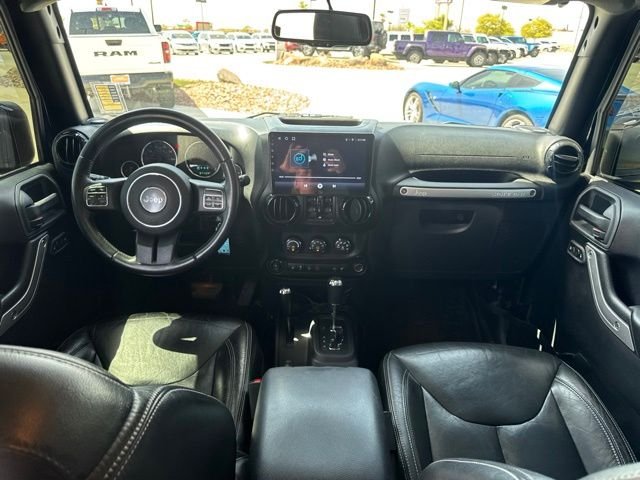 2015 Jeep Wrangler Unlimited Sahara - Photo 11
