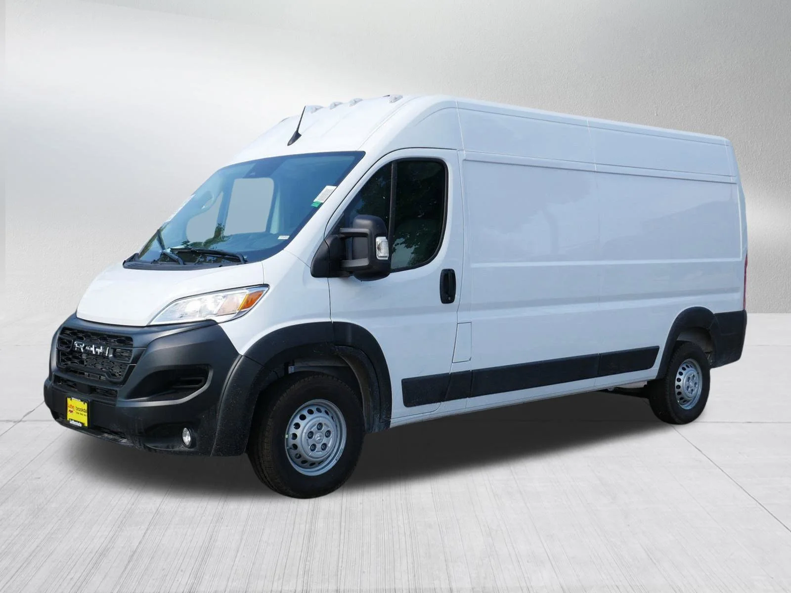 New 2026 Bright White Clear-Coat Exterior Paint RAM Tradesman image 3