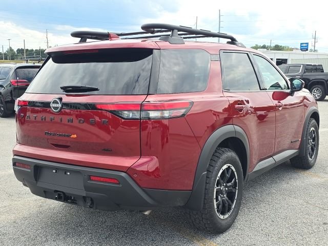 2025 Nissan Pathfinder Rock Creek photo 3