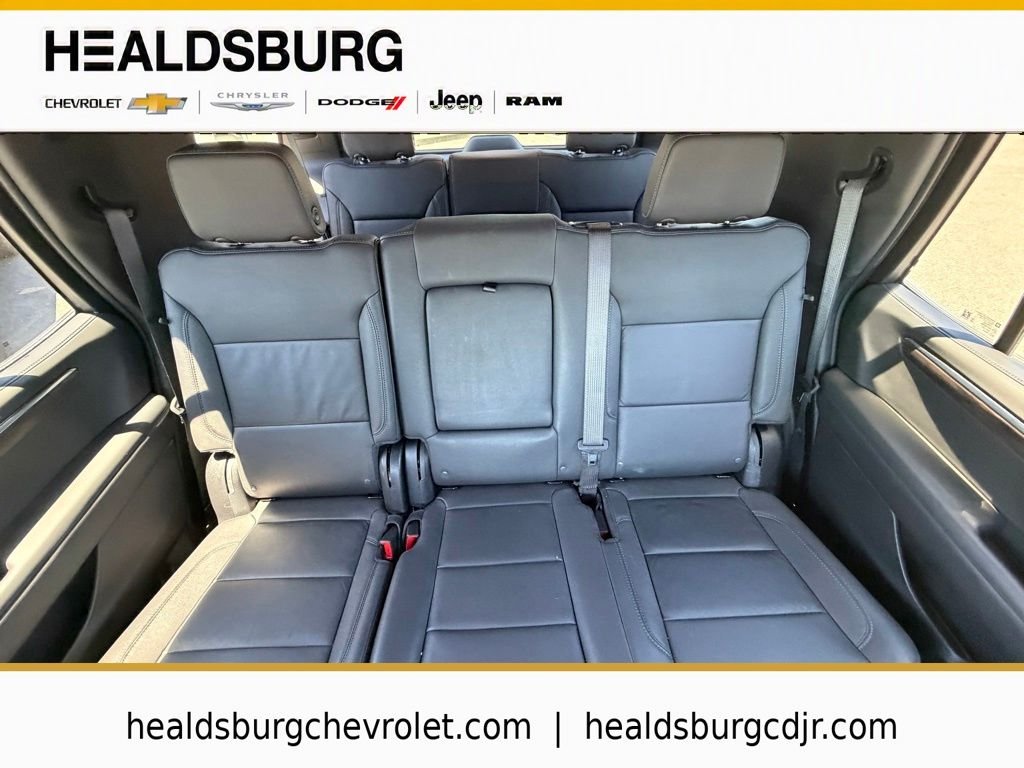 Used 2025 White Chevrolet LT image 12