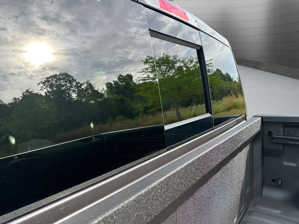 New 2026 Granite Crystal Metallic Clear-Coat Exterior Paint RAM Warlock Hemi 4x4 Crew Cab image 16