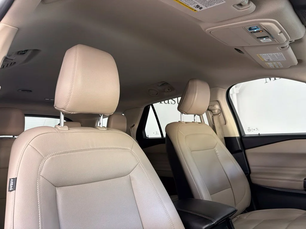Used 2020 White Ford XLT image 30