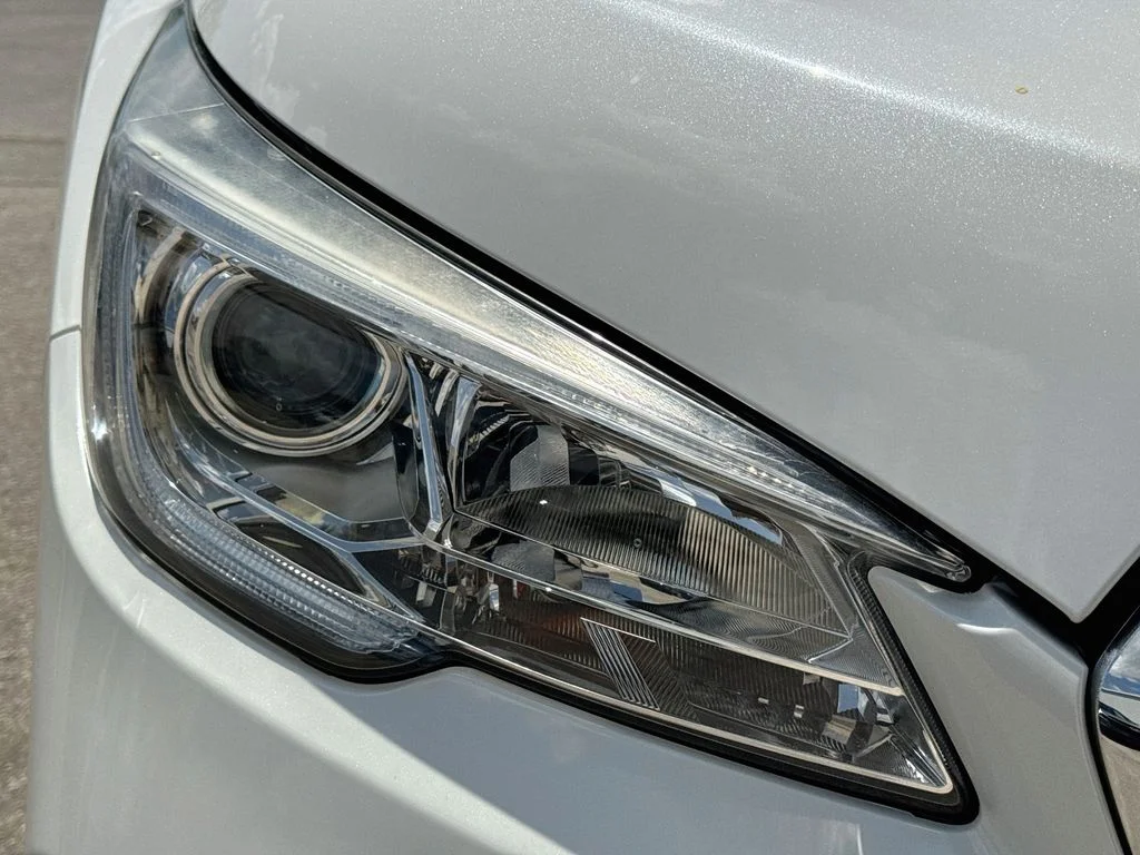 Used 2020 White Subaru Premium image 38