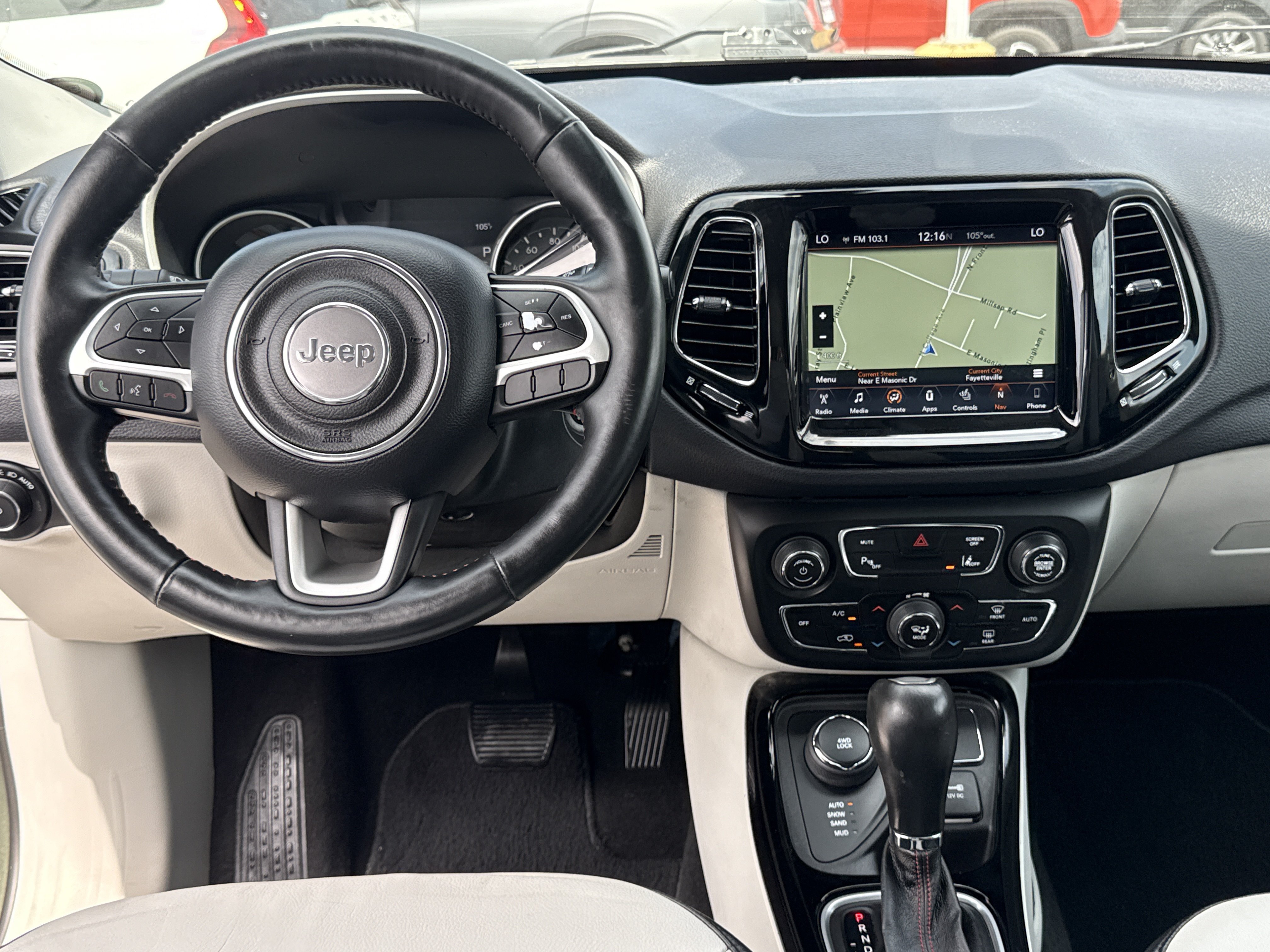 Used 2017 Olive Green Pearlcoat Jeep Limited 4WD image 7