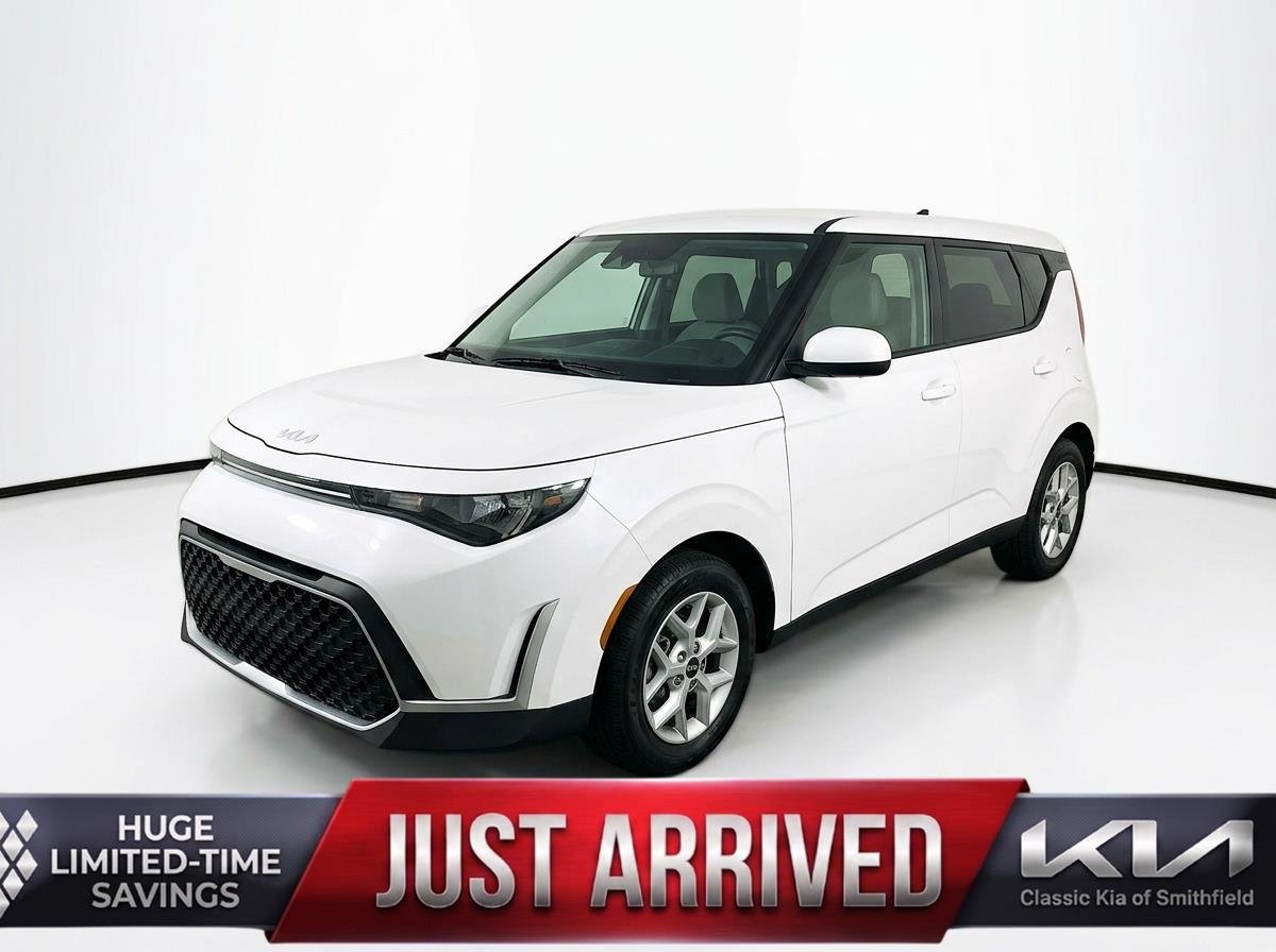 2025 Kia Soul 2.0L LX IVT's photo