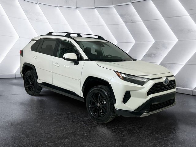 2022 Toyota RAV4 Hybrid SE
