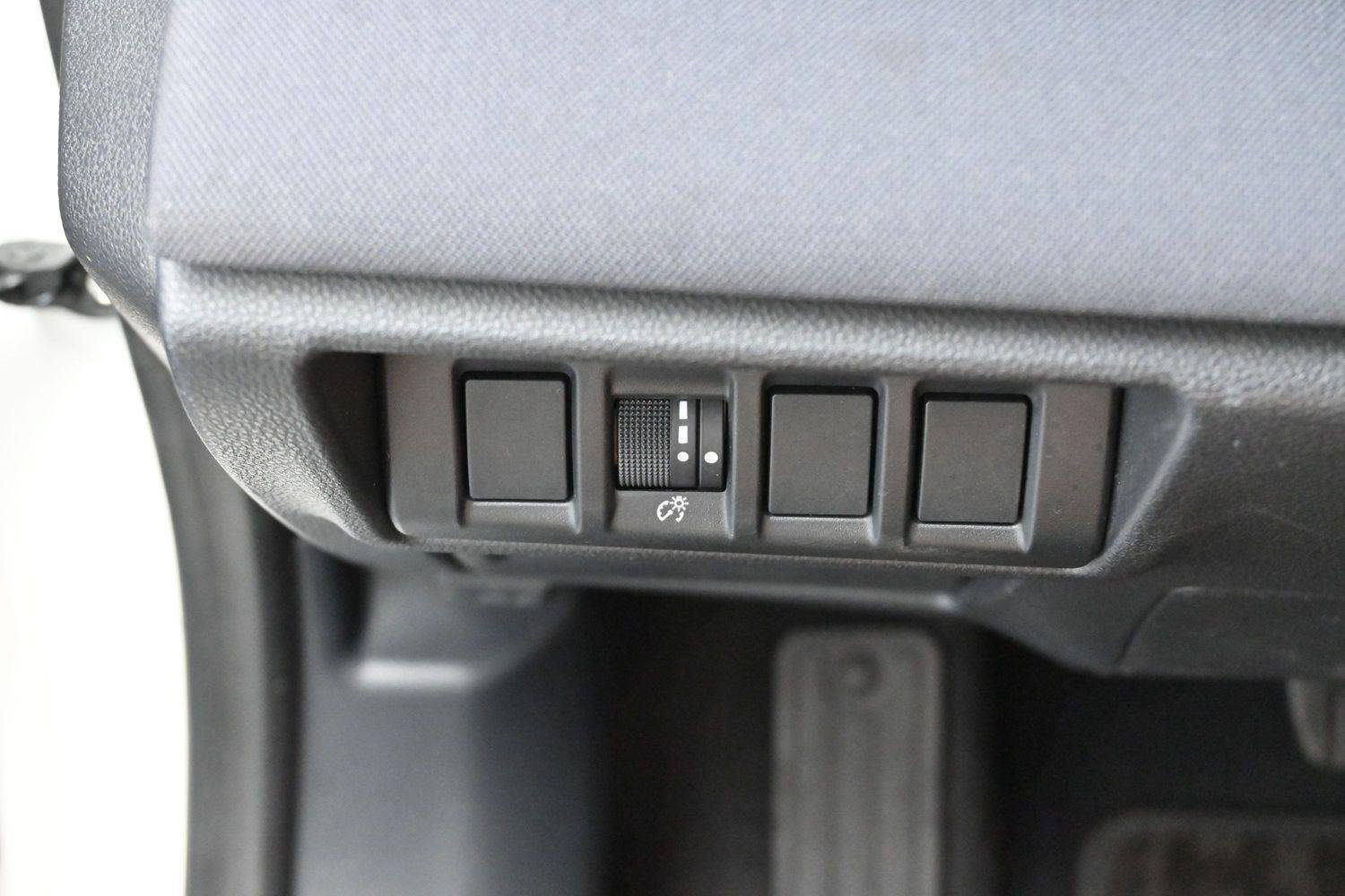 Used 2020 Crystal White Pearl Subaru Premium image 24