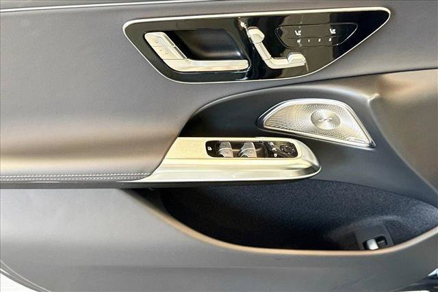 New 2026 MANUFAKTUR Alpine Grey Mercedes-Benz E 450 image 46