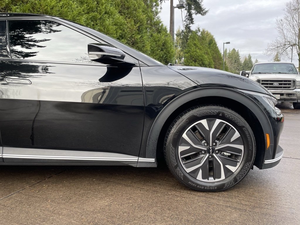 Used 2024 Kia EV6 Light L/R with VIN KNDC3DLC5R5616438 for sale in Gladstone, OR