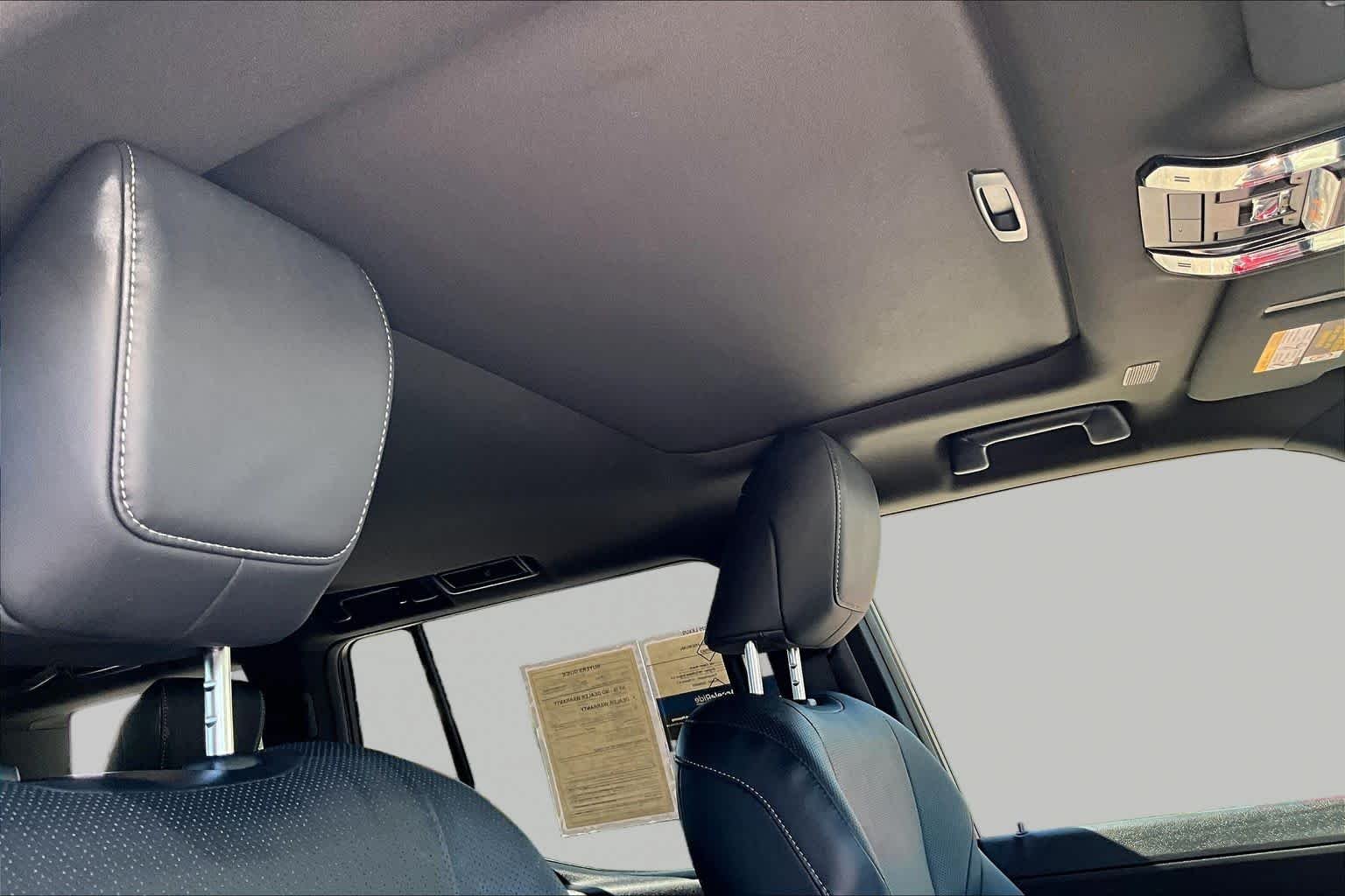 Used 2025 Nightfall Mica Lexus Premium+ image 14
