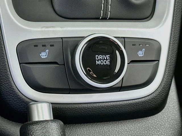 Certified Pre-Owned 2025 Hyundai Venue Limited