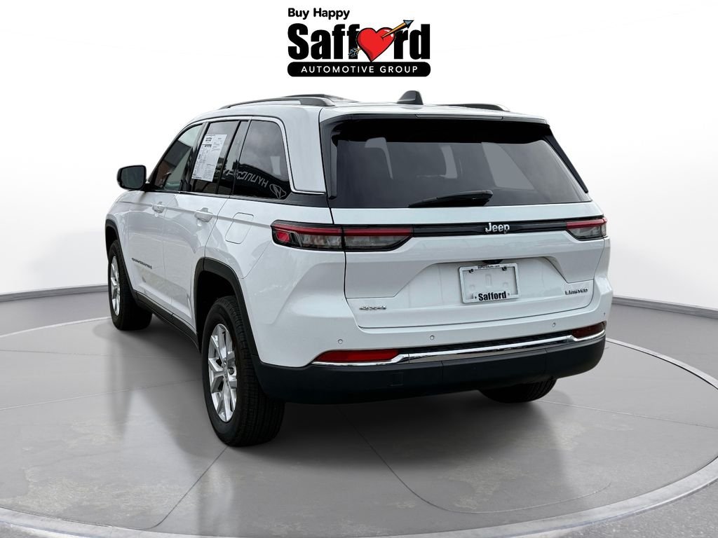 Used 2023 Bright White Clearcoat Jeep Limited image 6