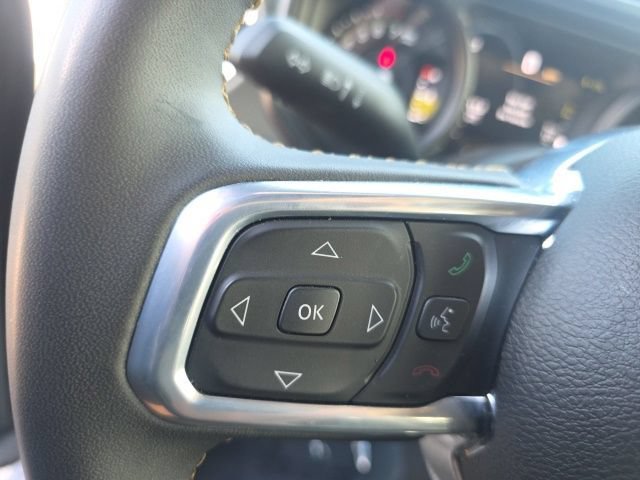 Used 2024 Black Clearcoat Jeep High Altitude image 22
