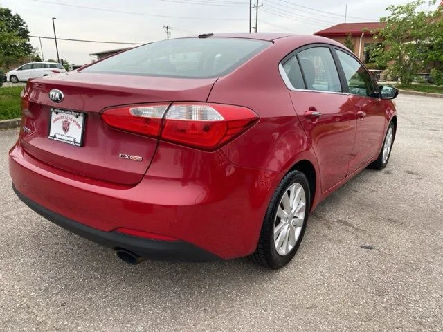 Used 2015 Red Kia EX image 6