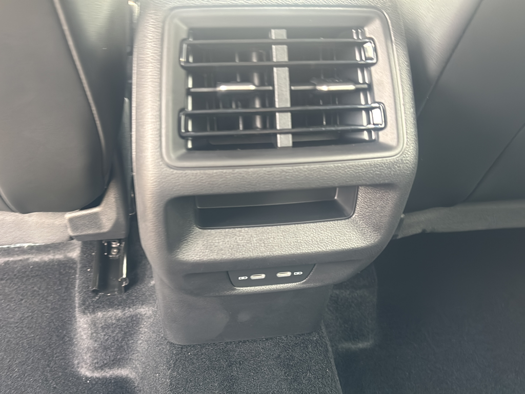 New 2026 White/off-white Volkswagen 2.0T SE R-Line Black image 16
