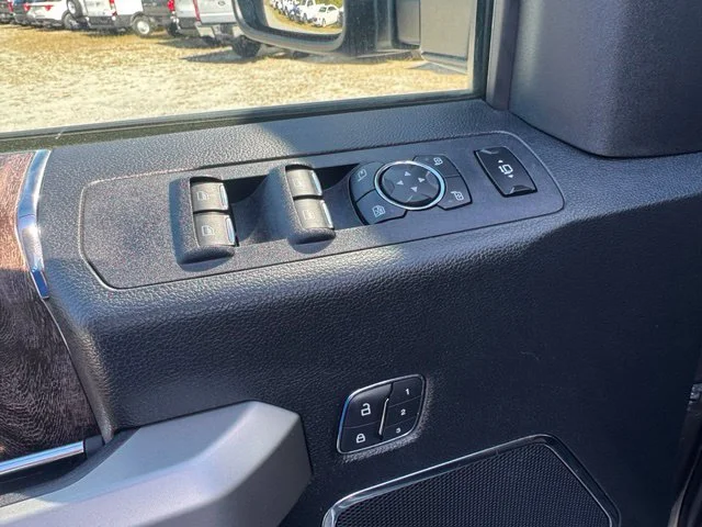 Used 2019 Gray Ford Lariat image 20
