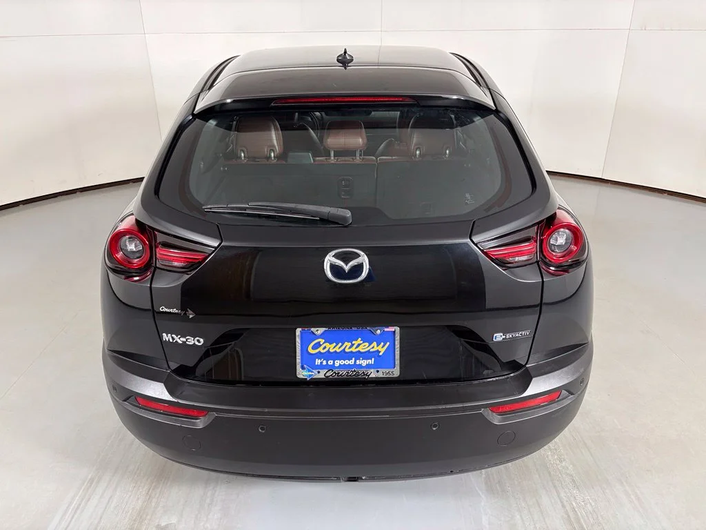 Used 2022 Black Mazda Premium Plus image 7